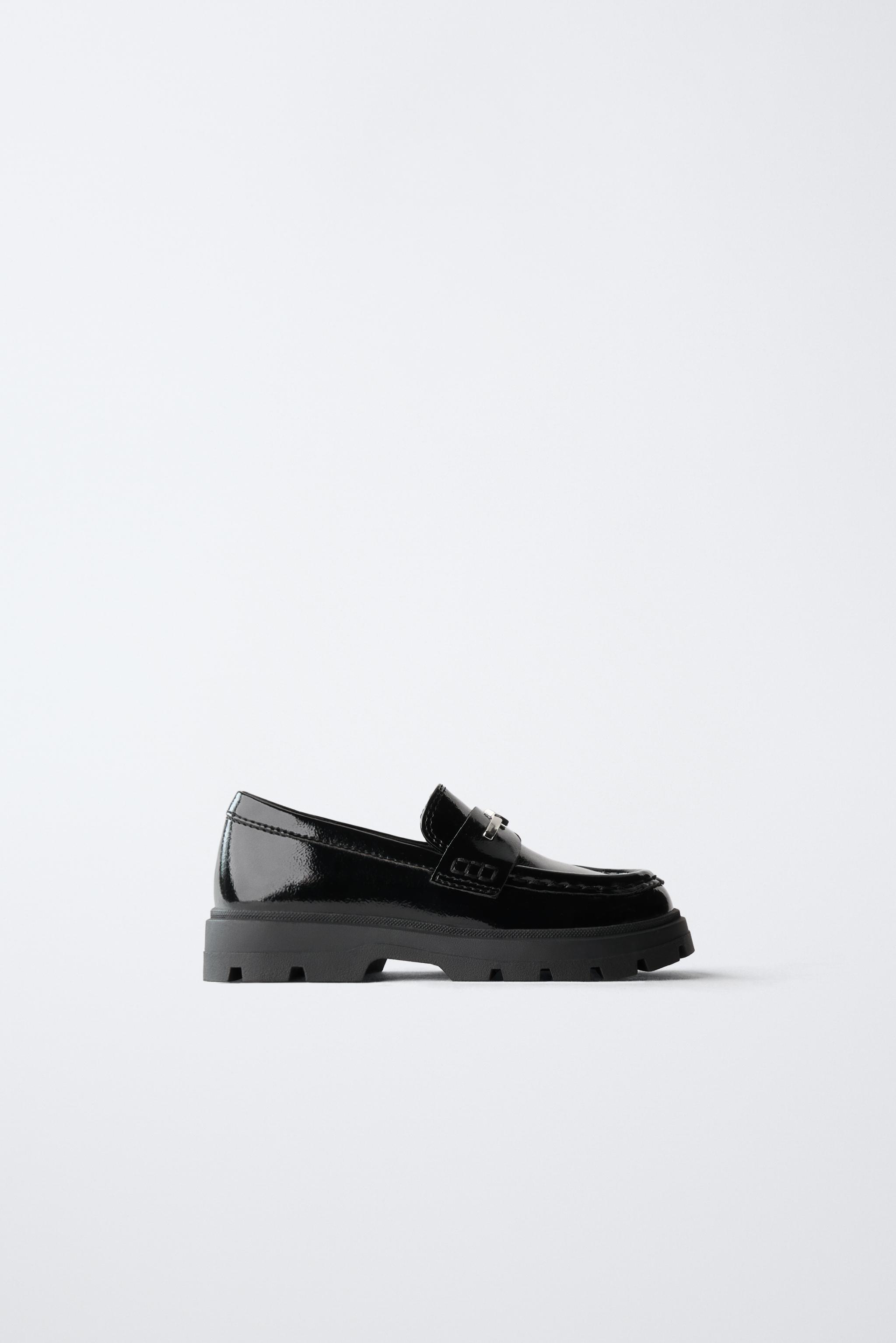 STAR DETAIL PATENT FINISH LOAFERS